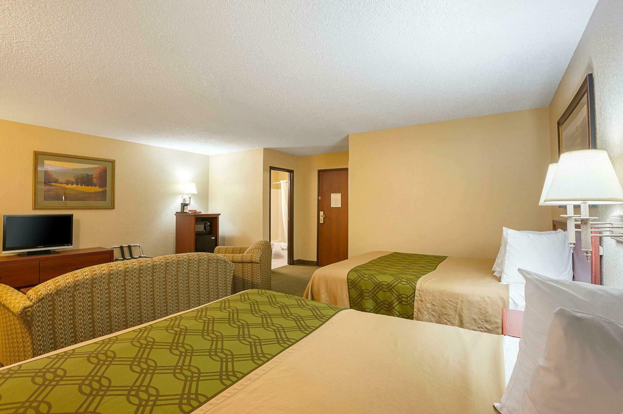 Rodeway Inn & Suites Kearney Exterior foto